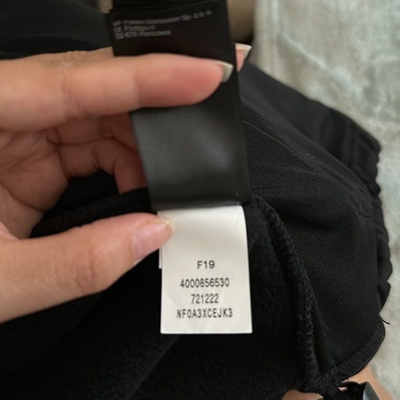 The North Face fleece jacket - Picture 7 of 7